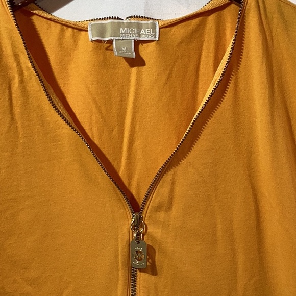Michael Kors Top Jersey Size M Yellow Fully Functional Zip Short sleeves V neck - Picture 6 of 9